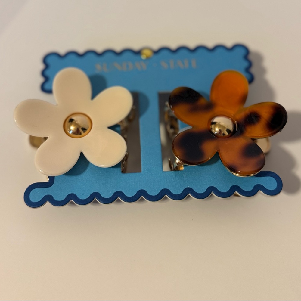 Big Acrylic Claw Flower Hair Clips Cream &Tortoiseshell NWT! - Picture 5 of 12